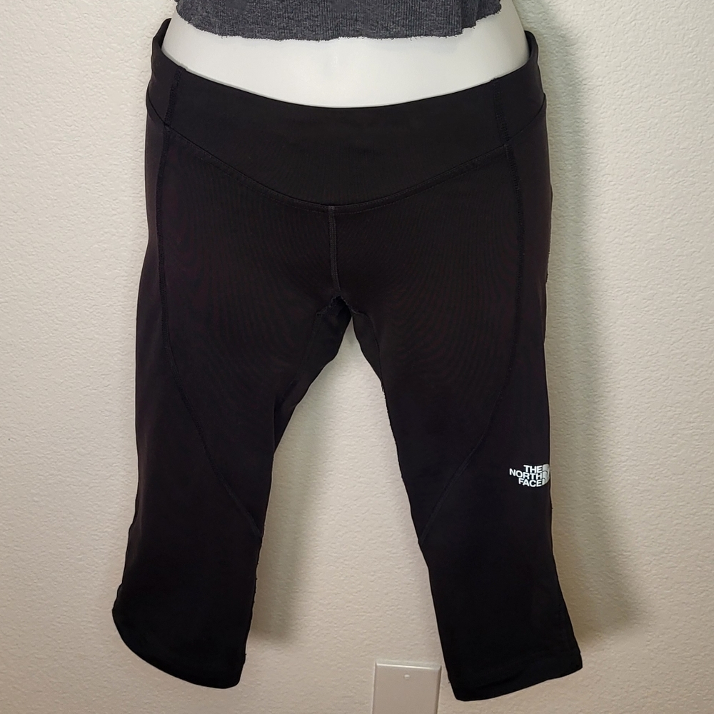 The North Face Capri Leggings size Small
